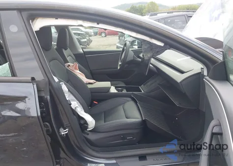 2025 Tesla Model 3 Long Range Rear-Wheel Drive из США, поврежденный, VIN 5YJ3E1EA3SF987297